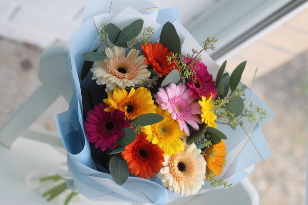 Букет цветов из: Герберы в Никеле