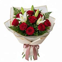 Букет цветов из:  Лилии и Розы в Никеле