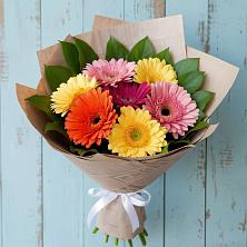 Букет яркий день в Никеле Букет цветов из:  Герберы в Никеле