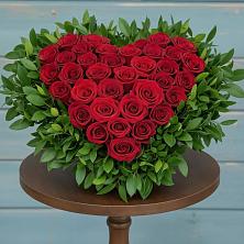 Композиция Сердце в любви в Никеле Цветочная композиция из Розы в виде сердца в Никеле