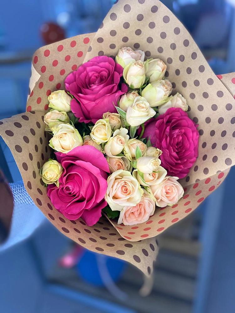 Букет цветов из: Розы в Никеле