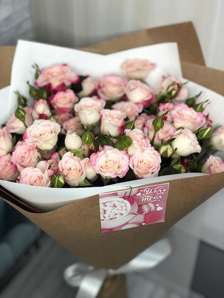 Букет цветов из: Розы в Никеле