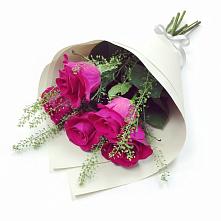 Букет цветов из:  Розы в Никеле