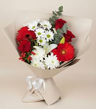Букет поцелуй лета в Никеле Букет цветов из:  Розы, Хризантемы, Герберы и Лилии в Никеле