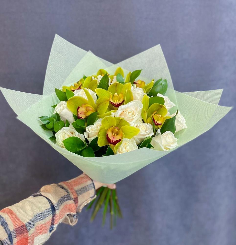 Букет цветов из: Орхидеи и Розы в Никеле