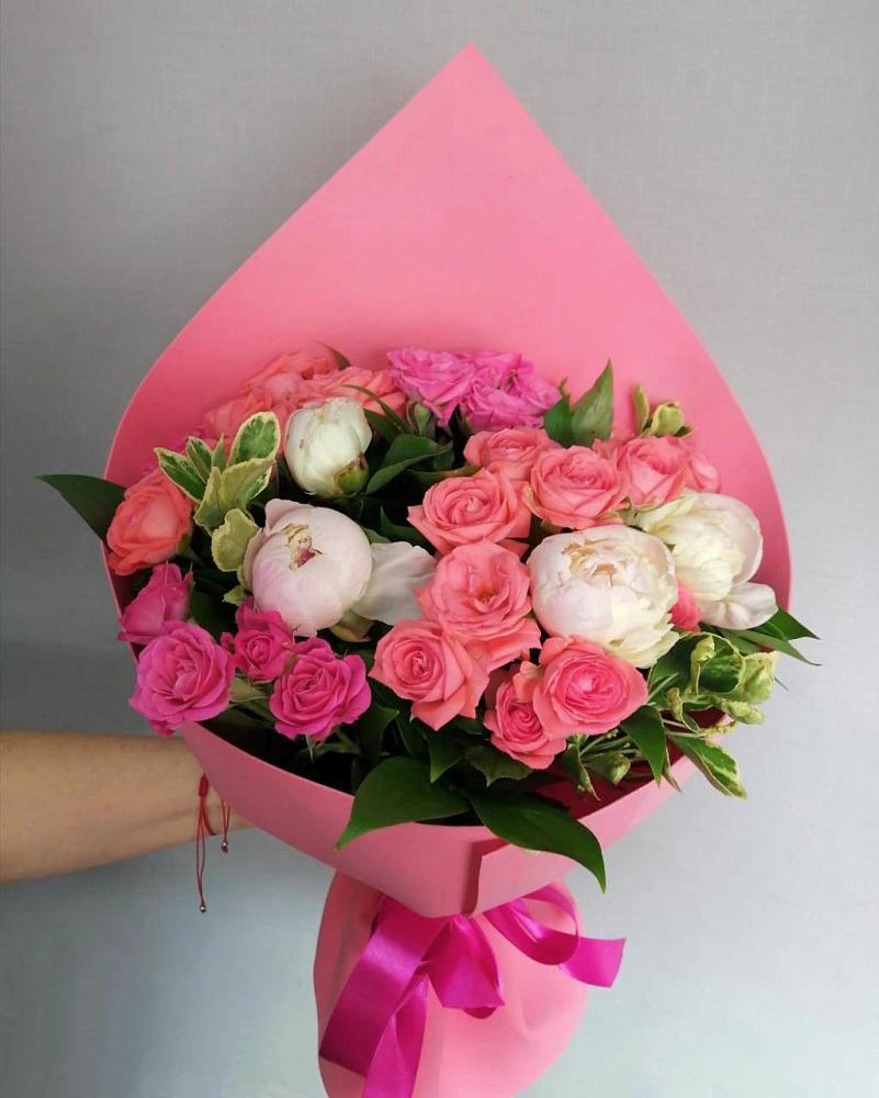 Букет цветов из: Розы в Никеле