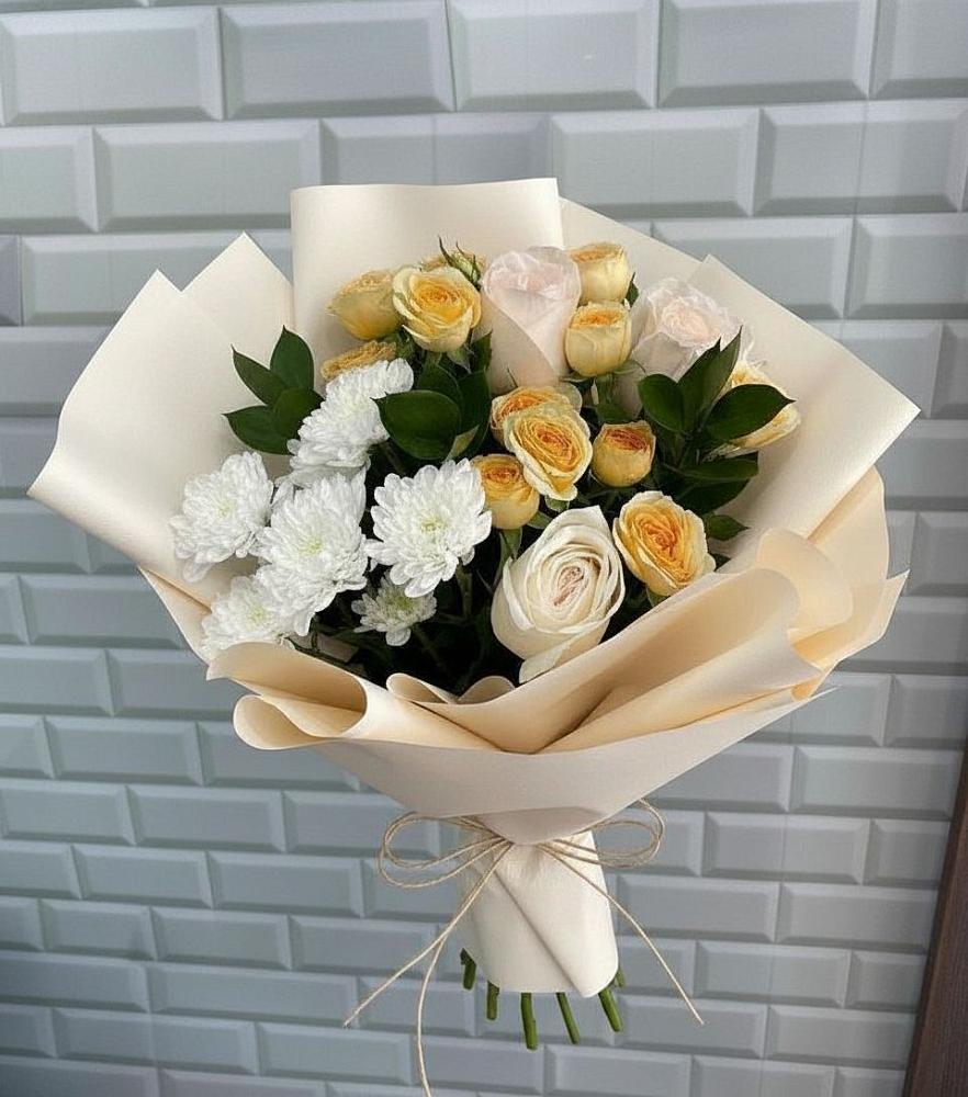 Букет цветочный вальс в Никеле Букет цветов из: Розы и Хризантемы в Никеле