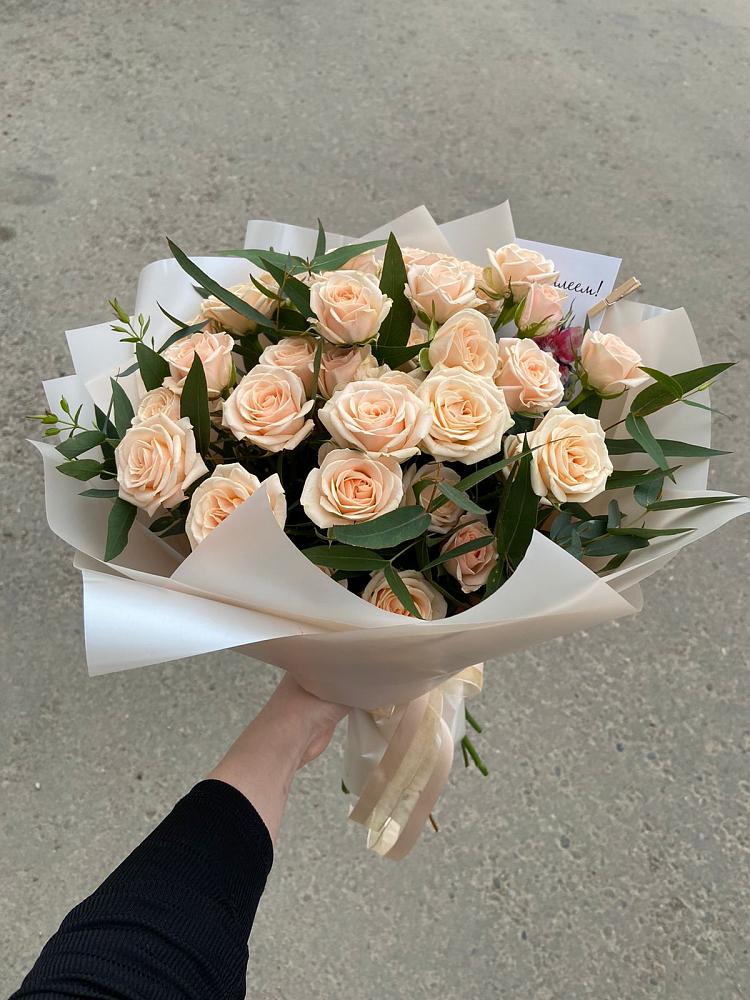 Букет Кремовые розы Латте в Никеле