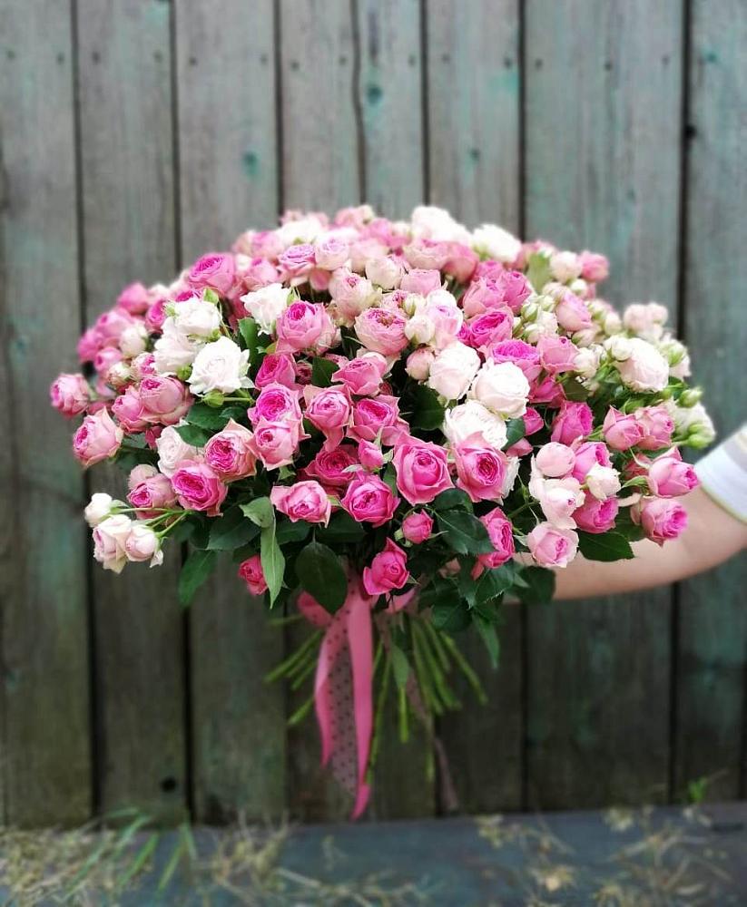 Букет Розовые кустовые розы Натали и Лав Лидия в Никеле