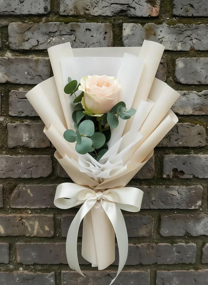 Букет Королевская звезда в Никеле Букет цветов из: Розы в Никеле