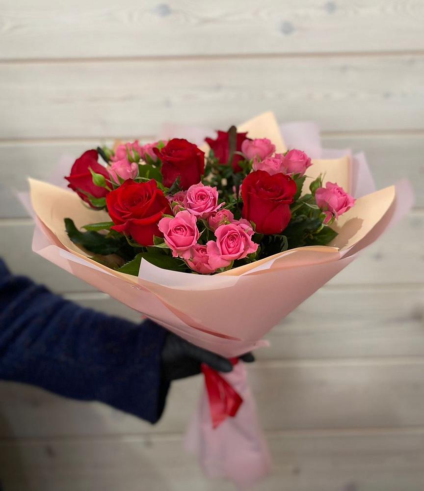 Букет цветов из: Розы в Никеле