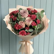 Букет цветов из:  Гвоздики и Розы #REPLACE_PRED# Никеле