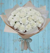 Букет цветов из:  Гвоздики в Никеле